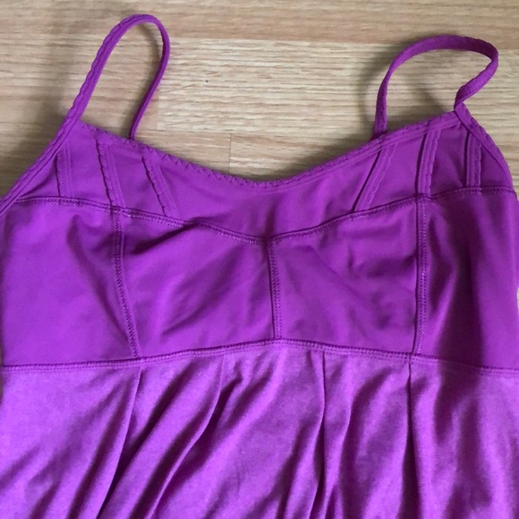 Lululemon Debut tank top in ultra violet , size 6 - Picture 5 of 12